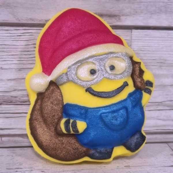 The Soap Sisters - Minion Christmas bath bomb