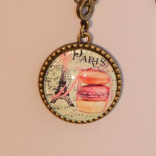 Collier pendentif "Paris gourmand"